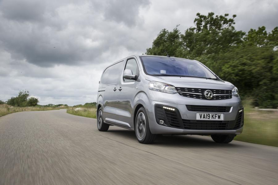  Vauxhall Vivaro Van 2019 года  (фото 8 из 35)